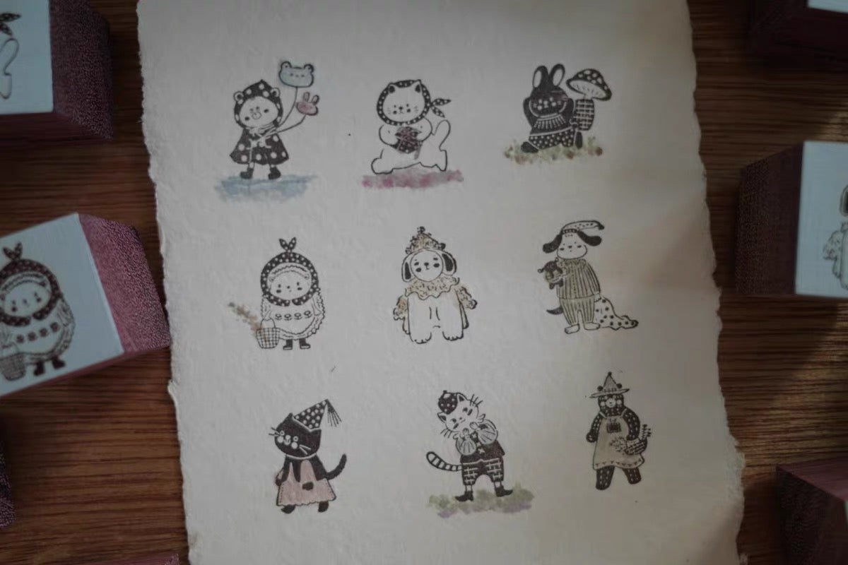 Hanen Studio _ Rubber Stamp _ Little Animal Friends Series / Holding Gift