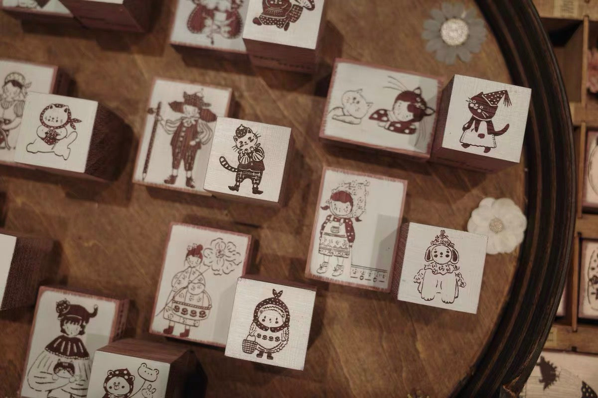 Hanen Studio _ Rubber Stamp _ Little Animal Friends Series / Holding Gift